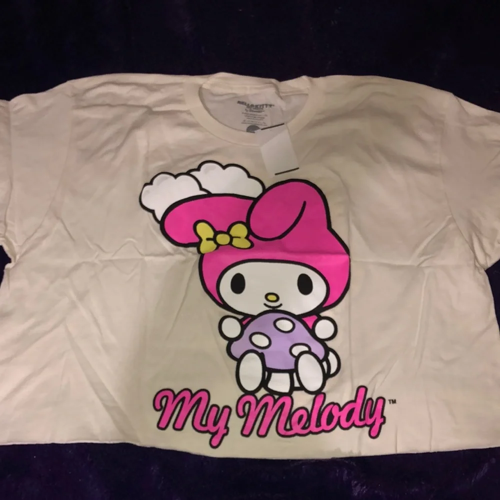 Crop Top - Picture 1 of 4